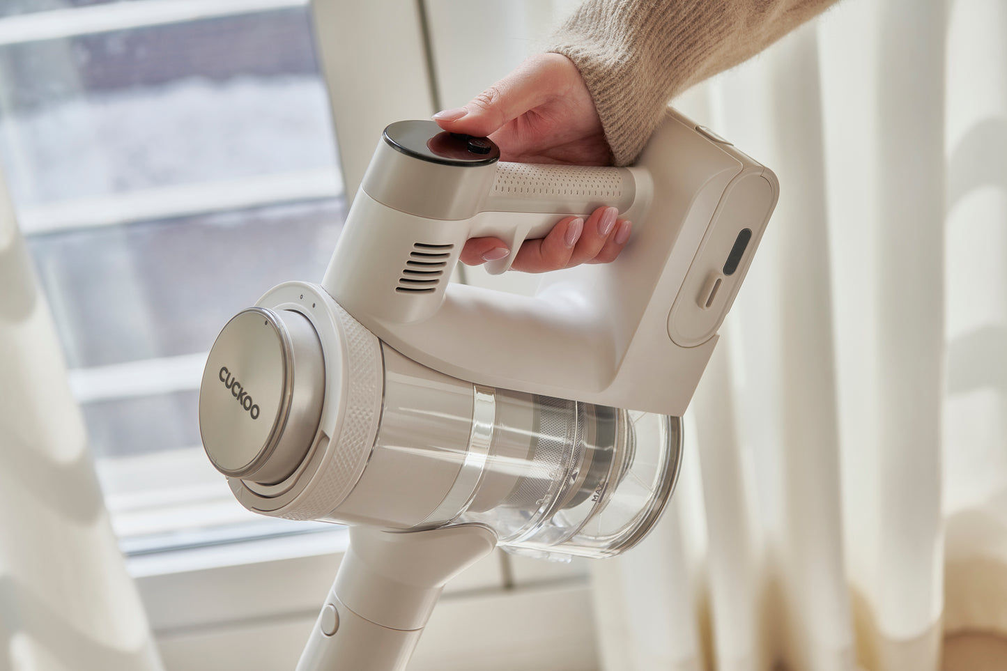 CUCKOO Power-Clon LINE Cordless Vacuum Cleaner (CVC-L1610NW)