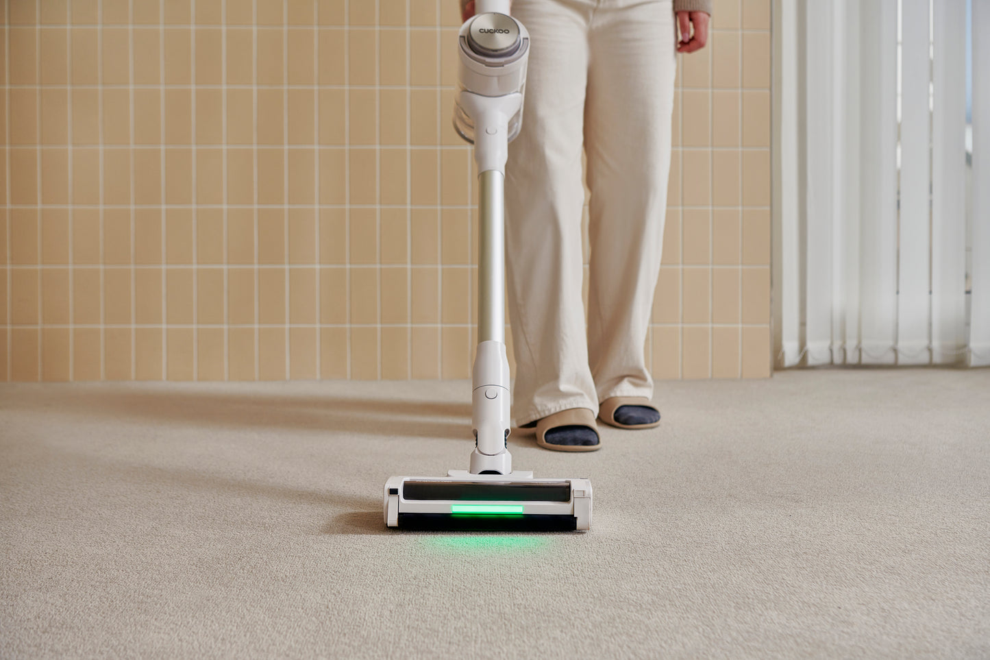 CUCKOO Power-Clon LINE Cordless Vacuum Cleaner (CVC-L1610NW)